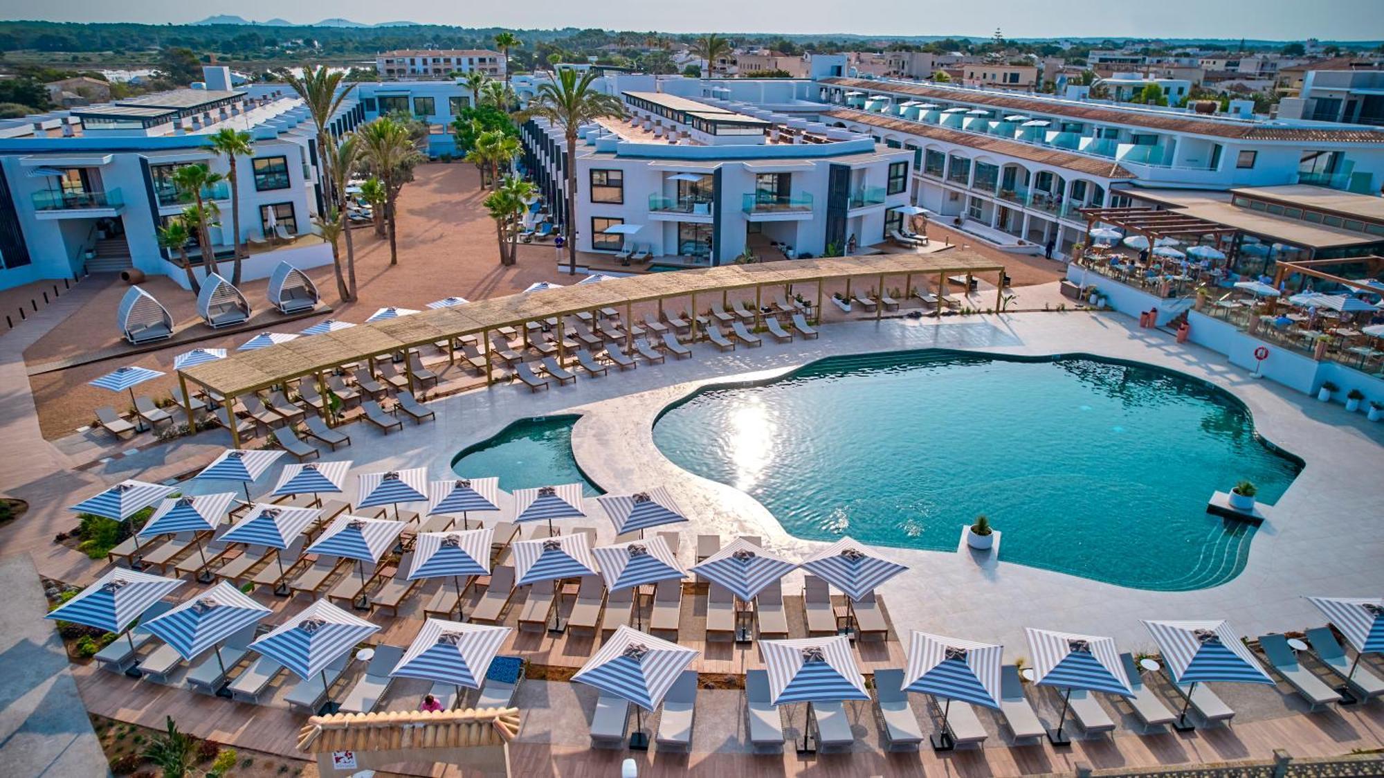 Universal Grand Leon & Spa Colonia de Sant Jordi Екстер'єр фото
