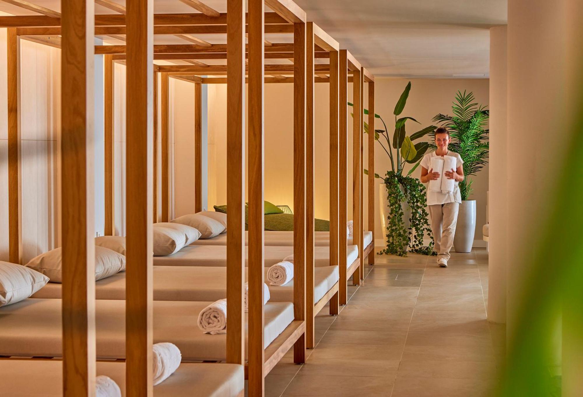 Universal Grand Leon & Spa Colonia de Sant Jordi Екстер'єр фото
