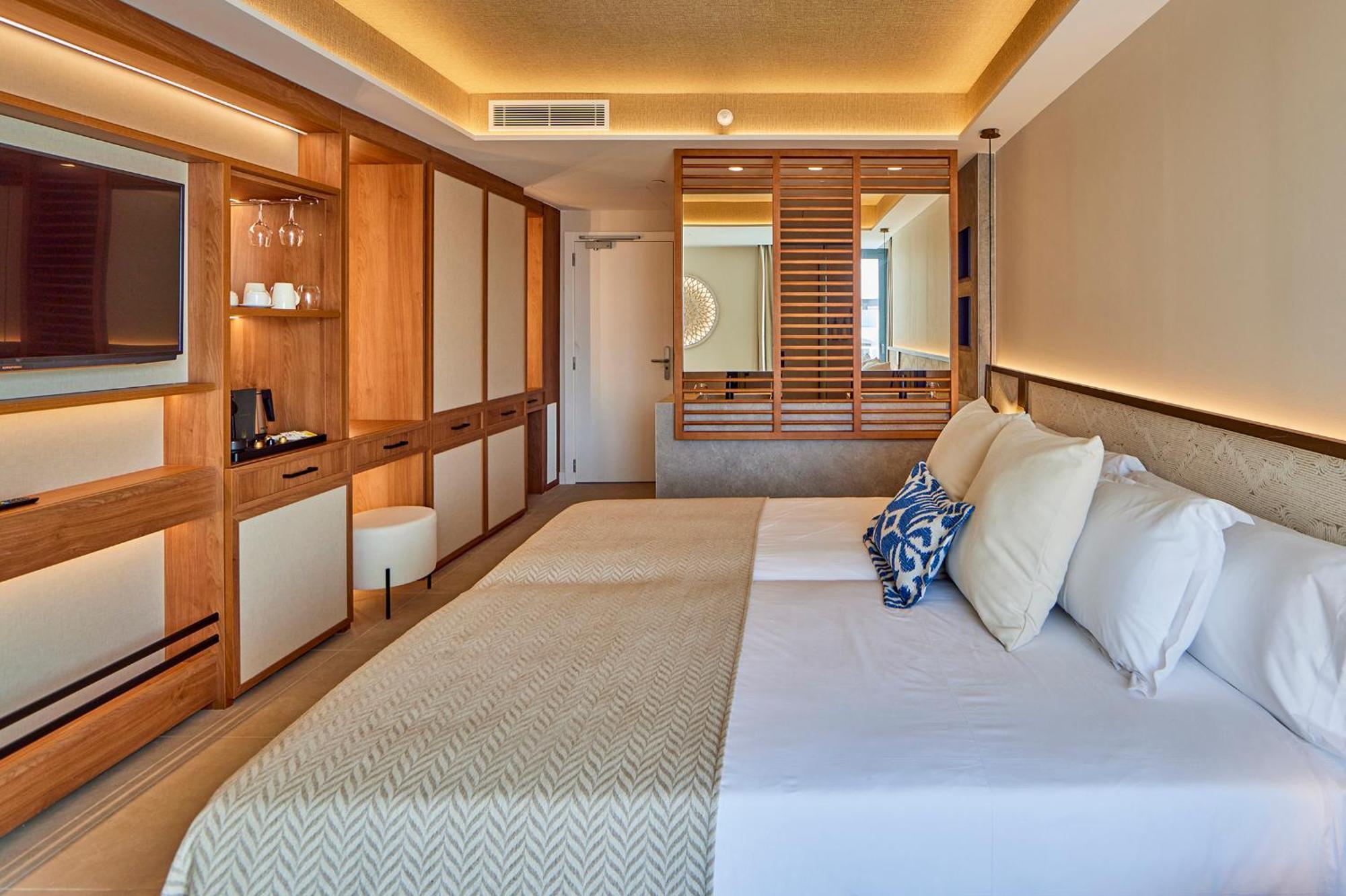 Universal Grand Leon & Spa Colonia de Sant Jordi Екстер'єр фото