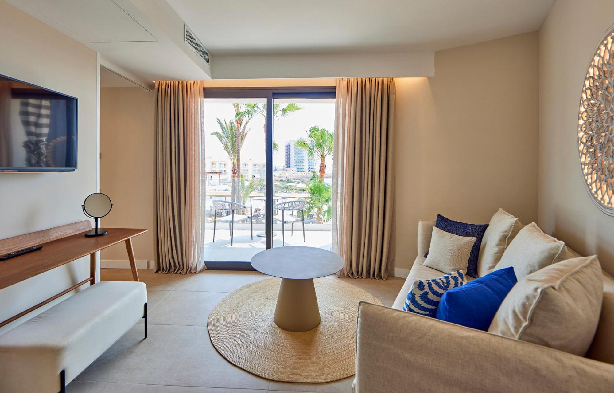 Universal Grand Leon & Spa Colonia de Sant Jordi Екстер'єр фото