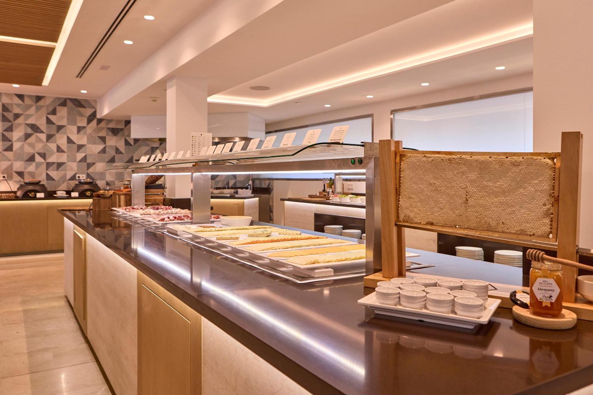 Universal Grand Leon & Spa Colonia de Sant Jordi Екстер'єр фото